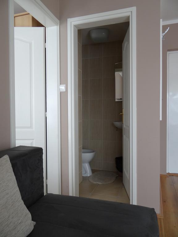 Hostel S Нови-Сад Экстерьер фото
